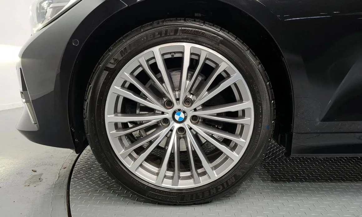 BMW 3-Series — фото 10