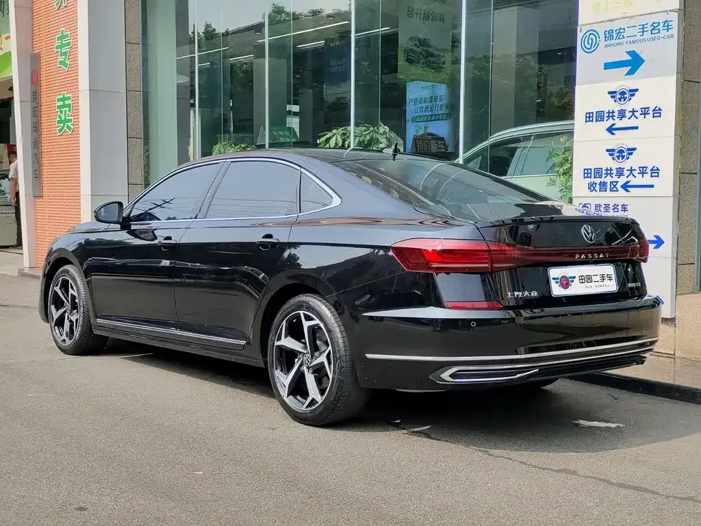 Volkswagen Passat — фото 3