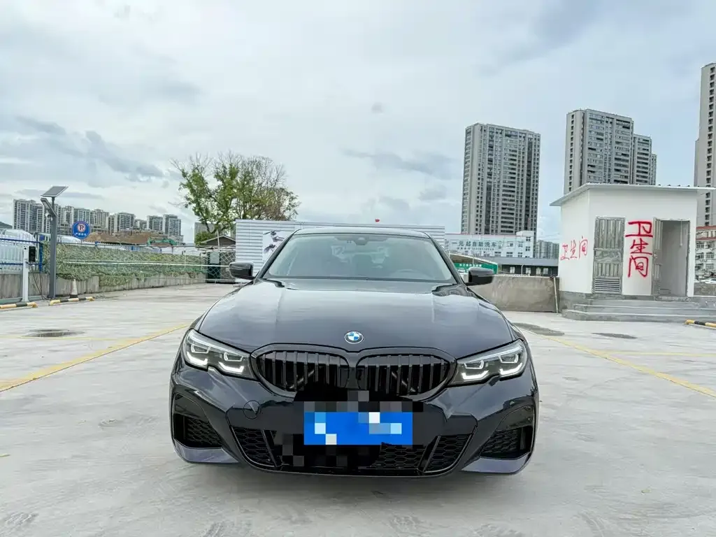 BMW 3 Series — фото 1
