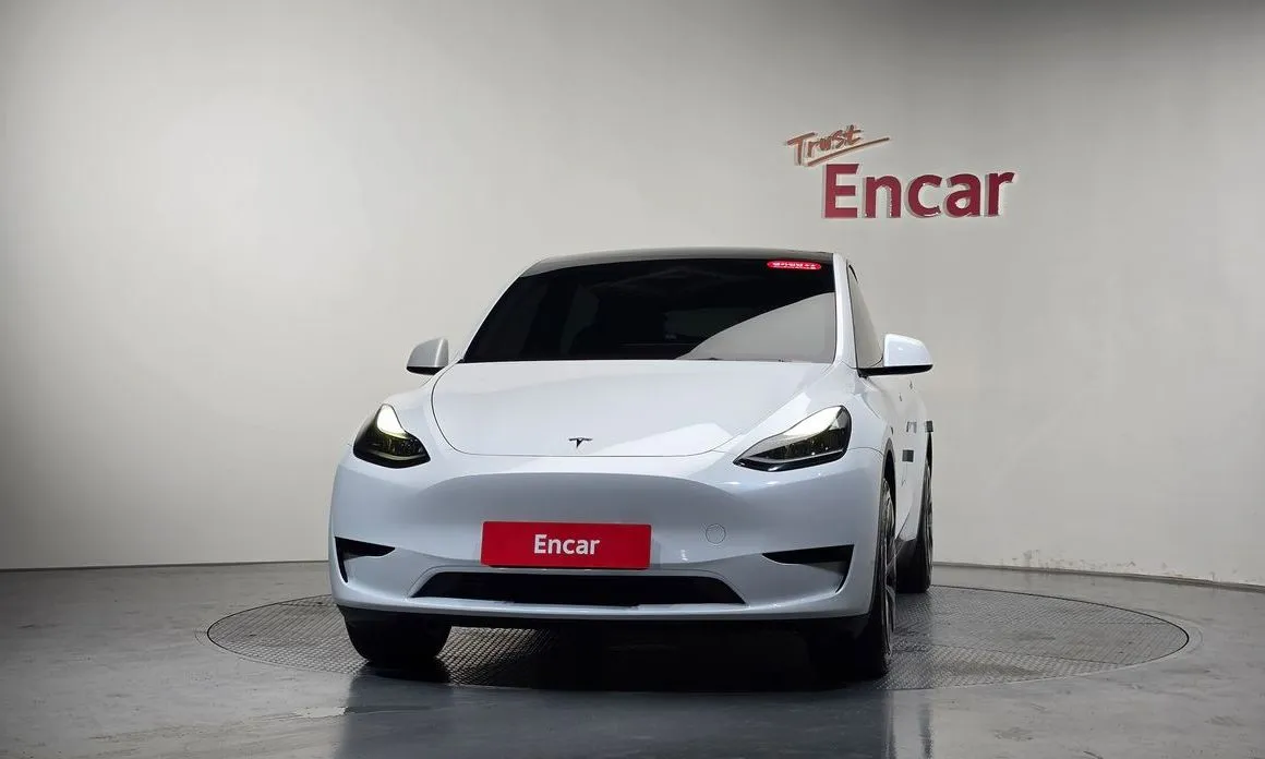 Tesla Model Y — фото 3