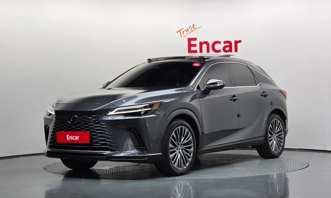 Lexus RX — фото 1