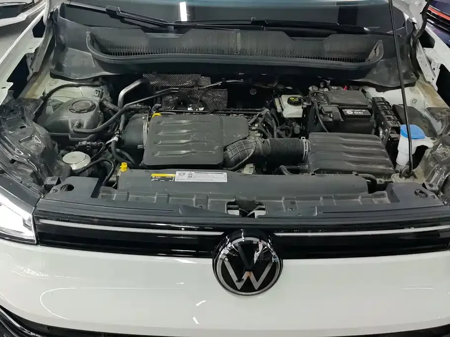 Volkswagen Tharu — фото 9