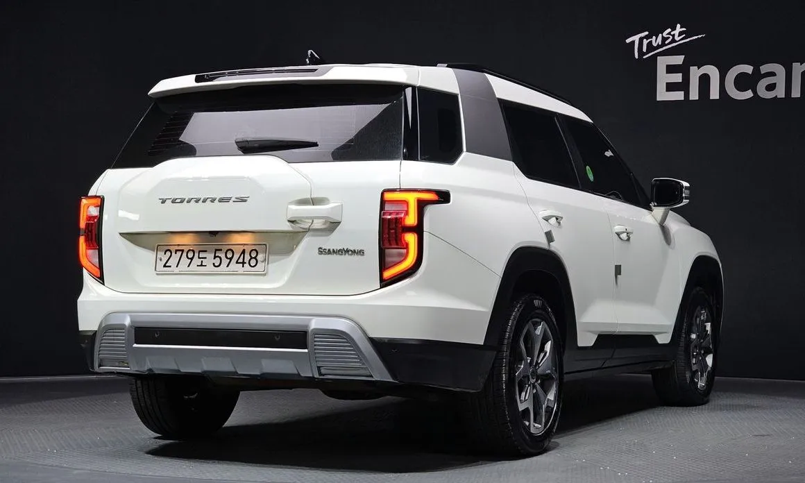 KG Mobility (Ssangyong) Torres — фото 4