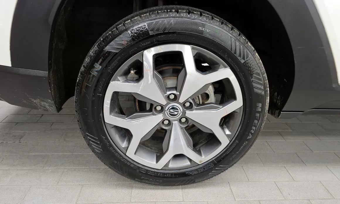 KG Mobility (Ssangyong) Torres — фото 6