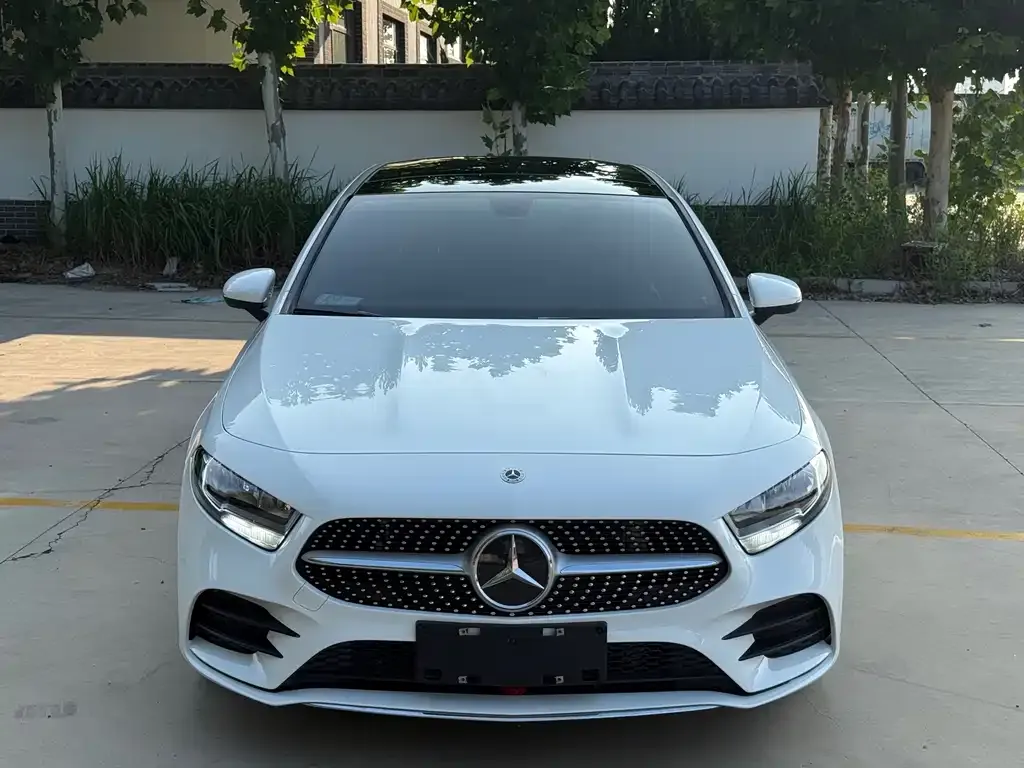 Mercedes-Benz A-Class — фото 1