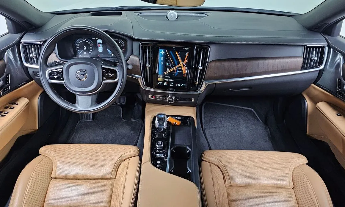 Volvo S90 — фото 9