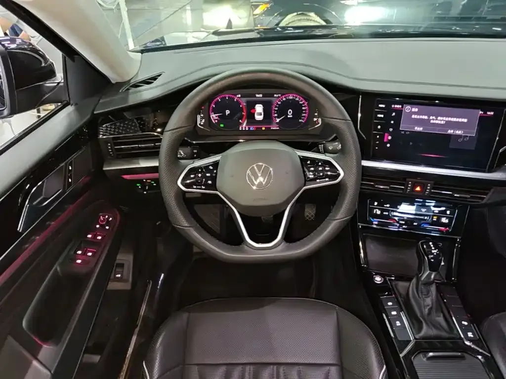 Volkswagen Passat — фото 3