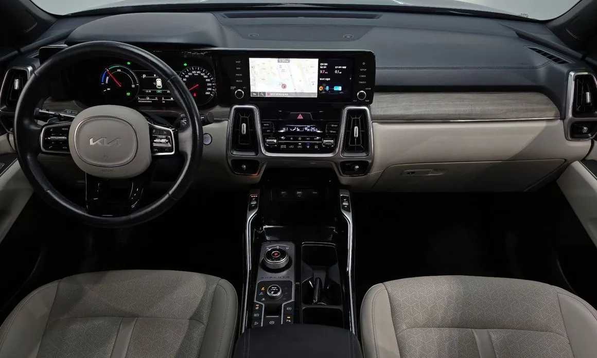 Kia Sorento — фото 8