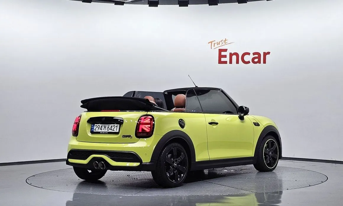 Mini Cooper Convertible — фото 2