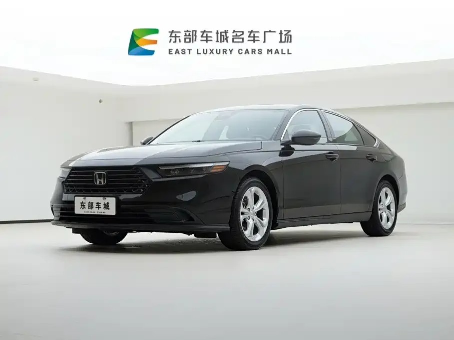 Honda Accord — фото 1
