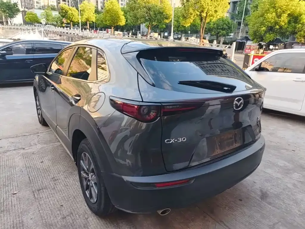 Mazda CX-30 — фото 4