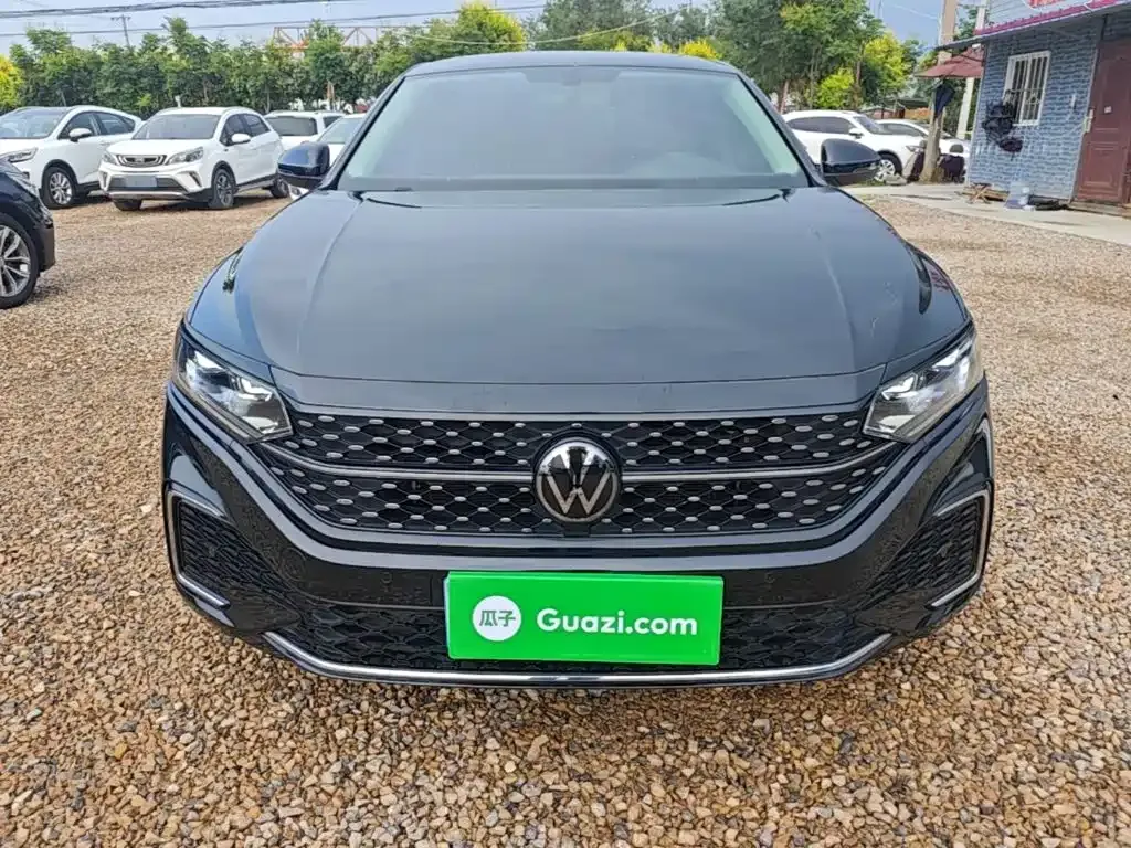 Volkswagen Passat — фото 10