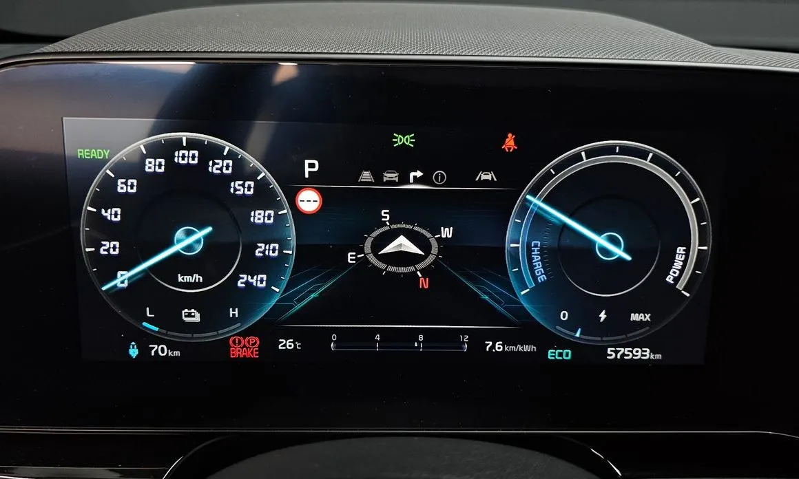 Kia Niro — фото 10