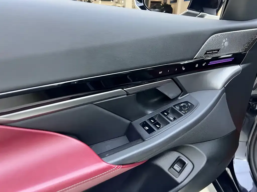 BMW 5 Series — фото 10