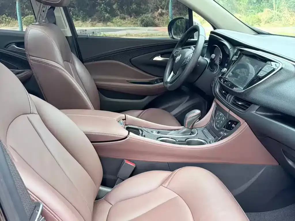 Buick Envision Plus — фото 7