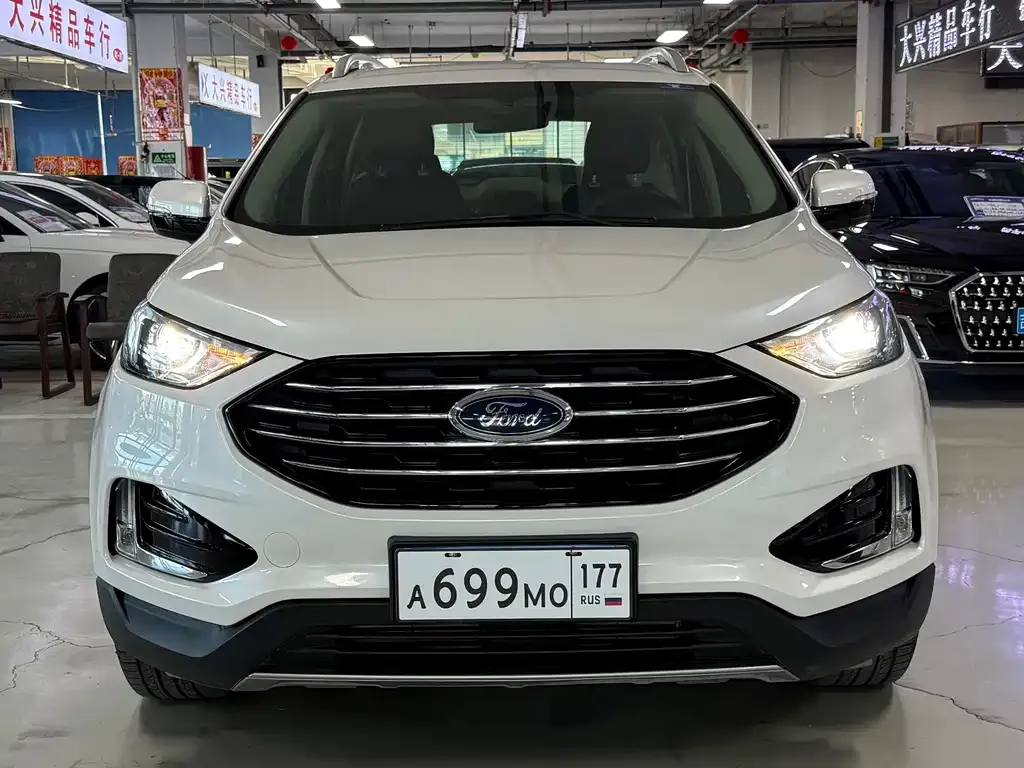 Ford Edge — фото 5