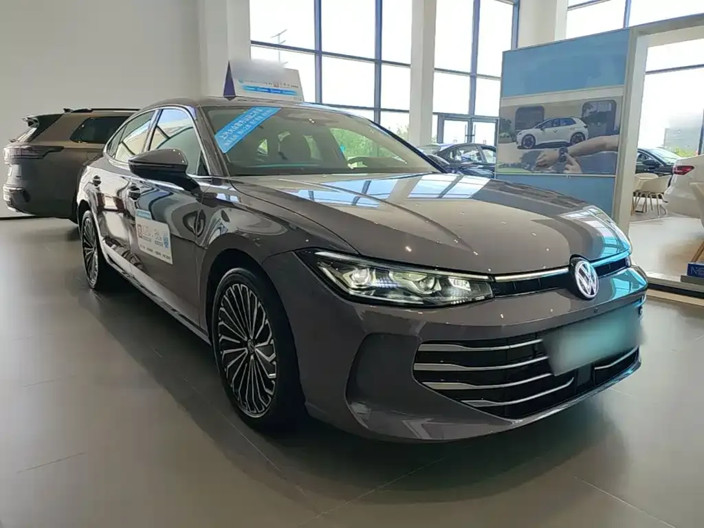 Volkswagen Passat — фото 3