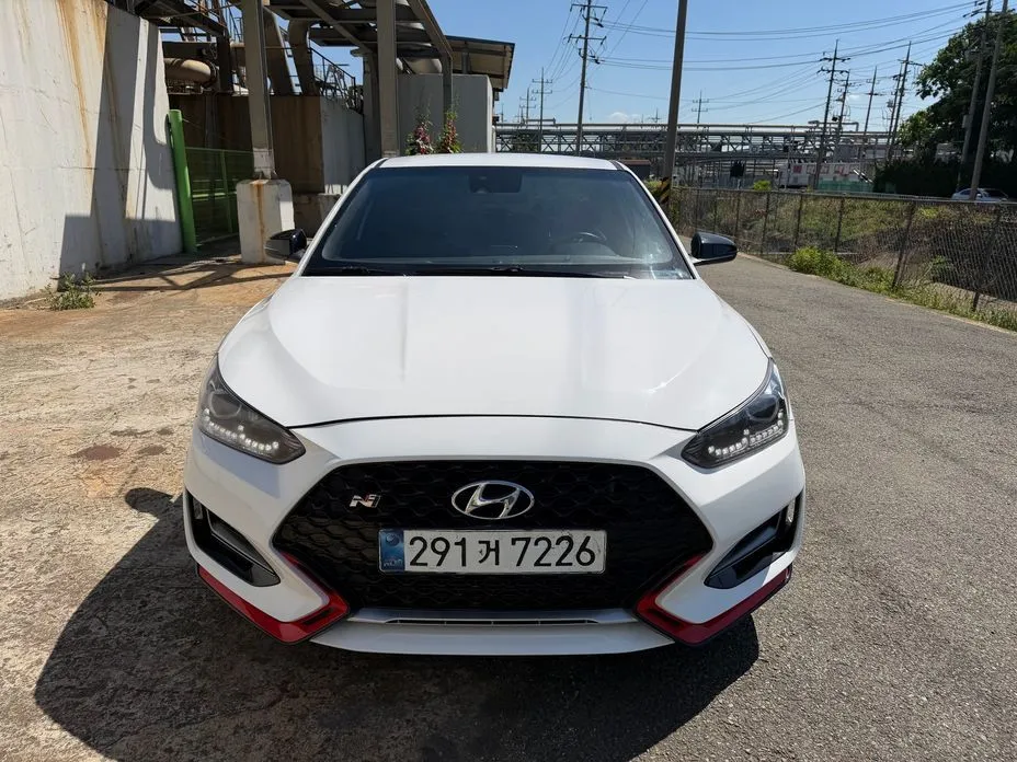 Hyundai Veloster — фото 10