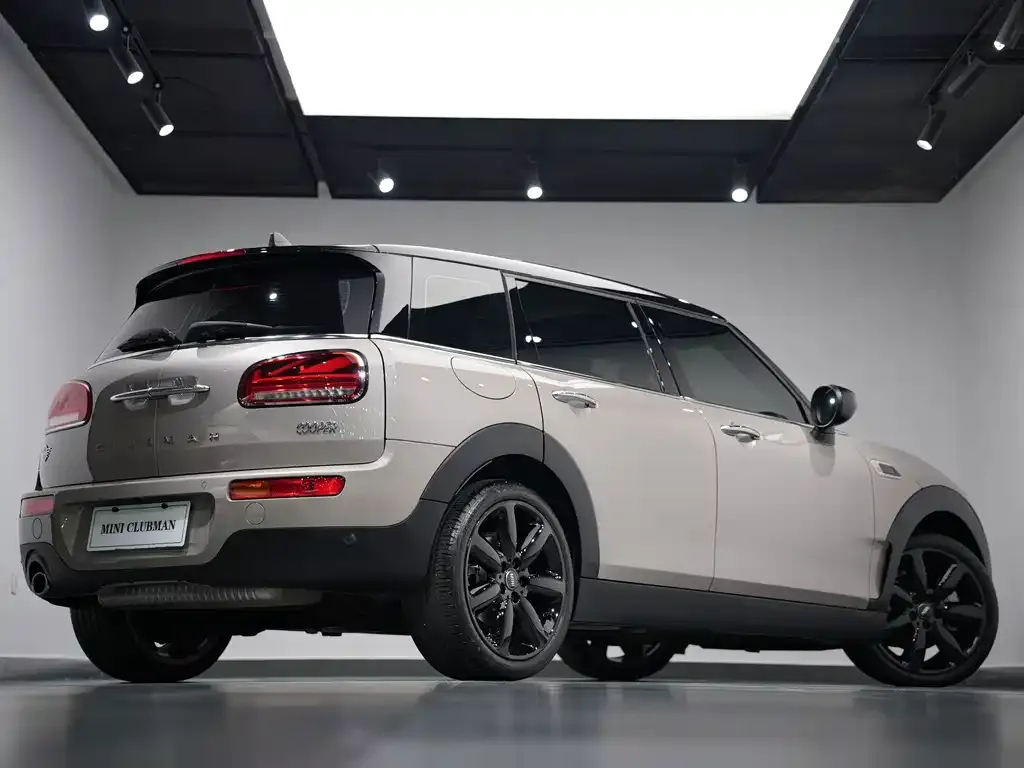 MINI Clubman — фото 5