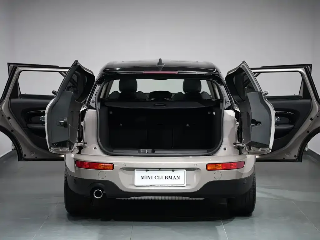 MINI Clubman — фото 4