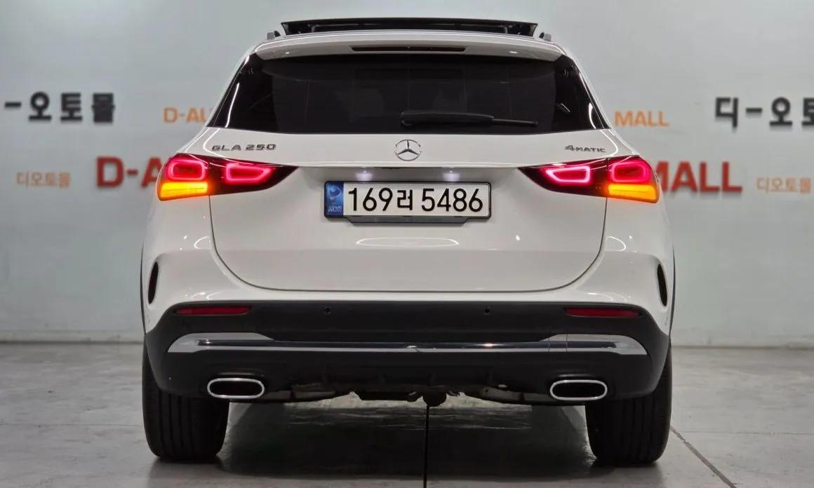 Mercedes-Benz GLA-Class — фото 6
