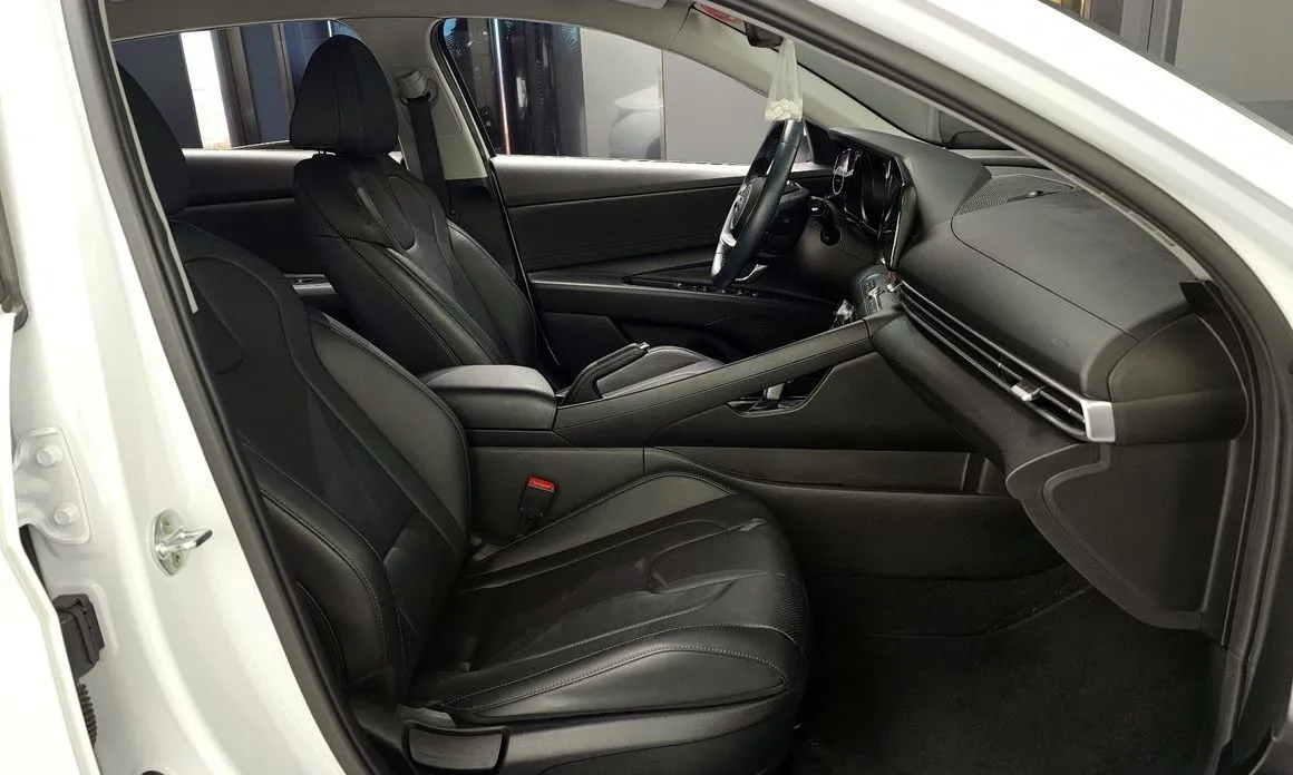 Hyundai AVANTE — фото 2