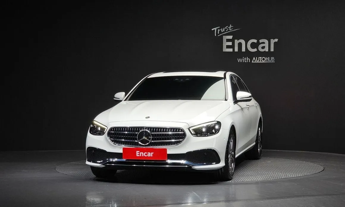 Mercedes-Benz E-Class — фото 3