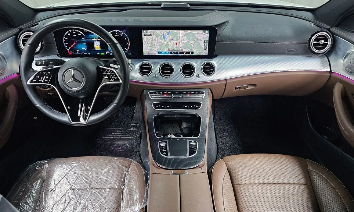 Mercedes-Benz E-Class — фото 10