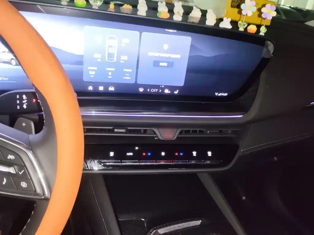 Buick Envision Plus — фото 9