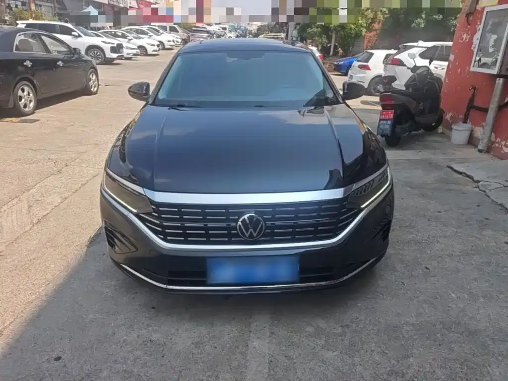 Volkswagen Passat — фото 6