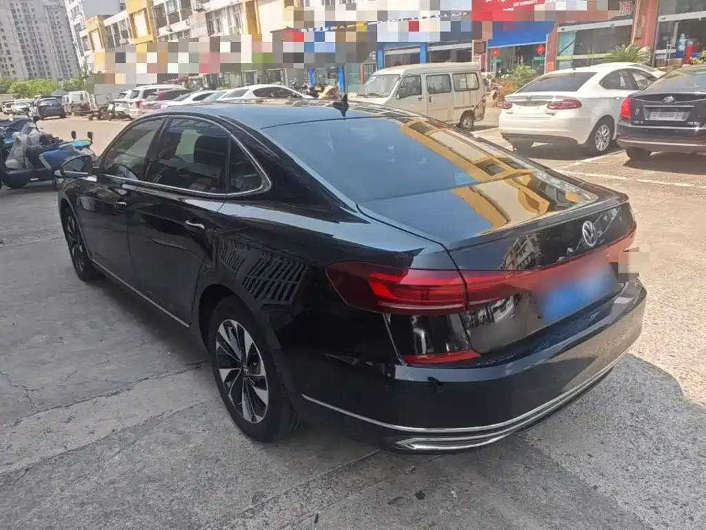Volkswagen Passat — фото 2