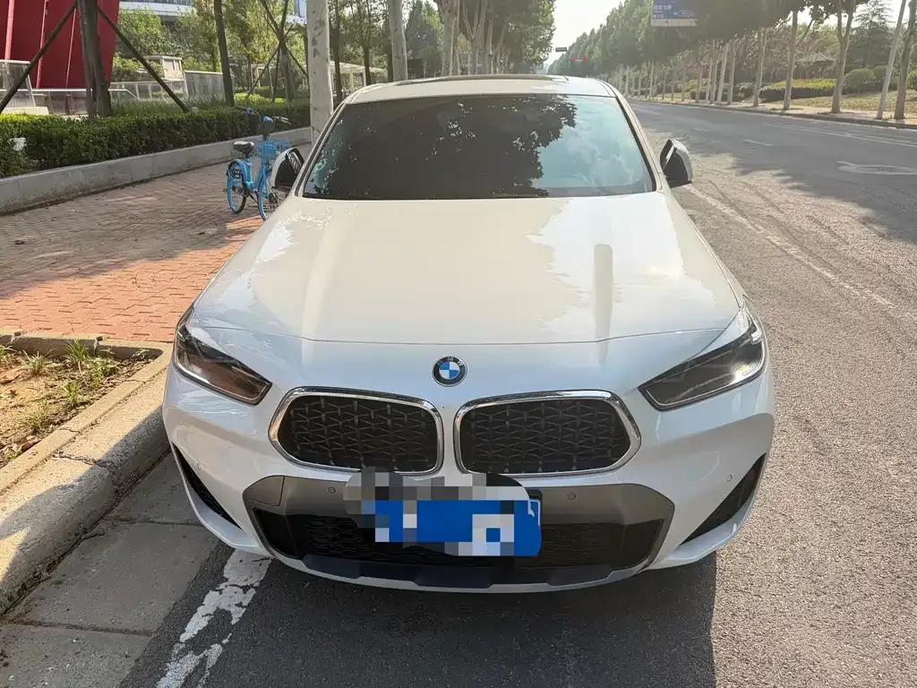 BMW X2 — фото 10