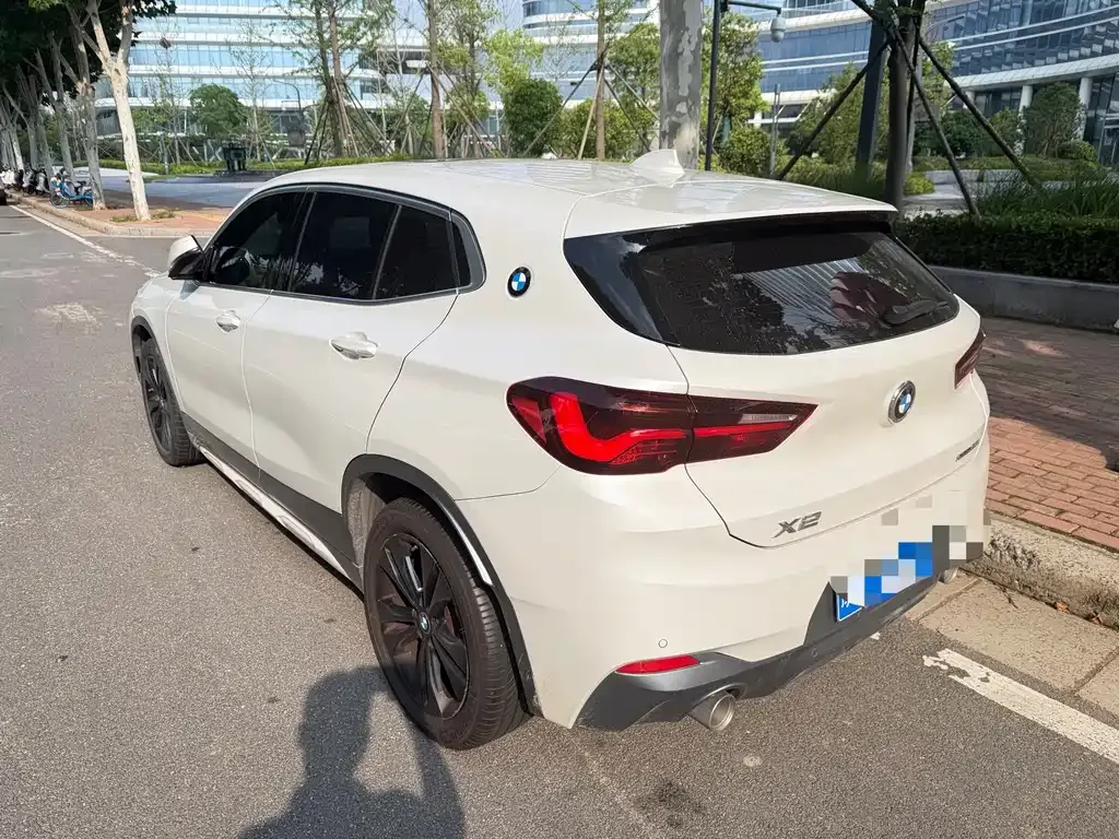BMW X2 — фото 8
