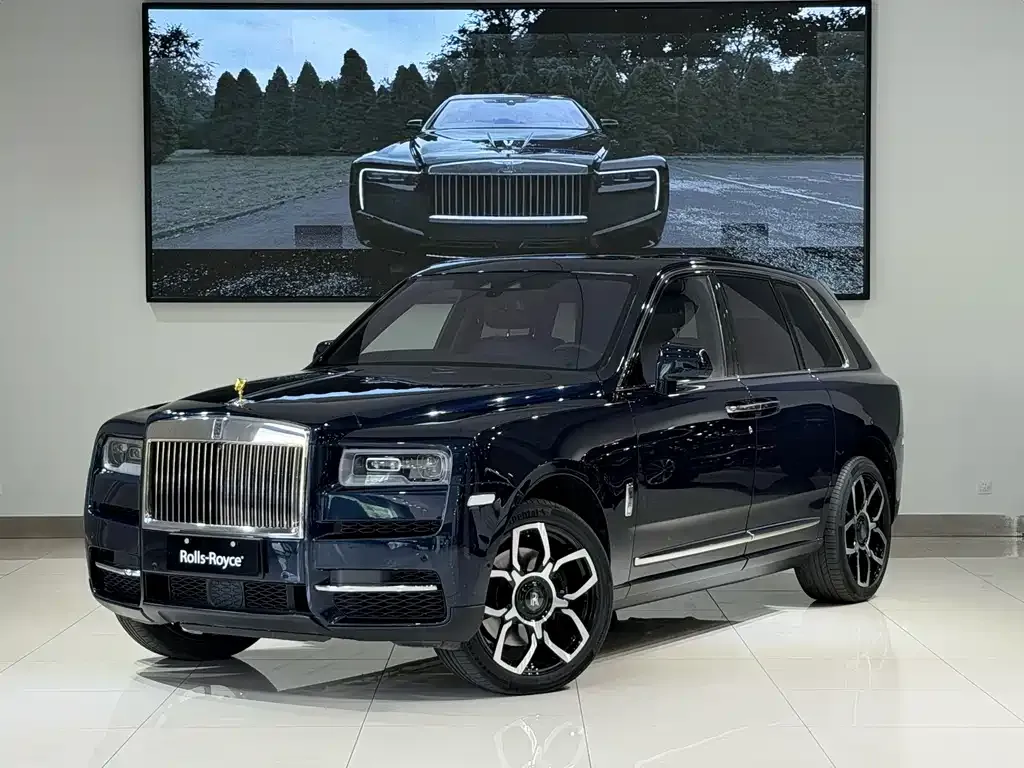 Rolls-Royce Cullinan — фото 1