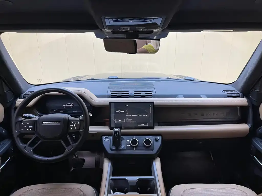 Land Rover Defender — фото 10