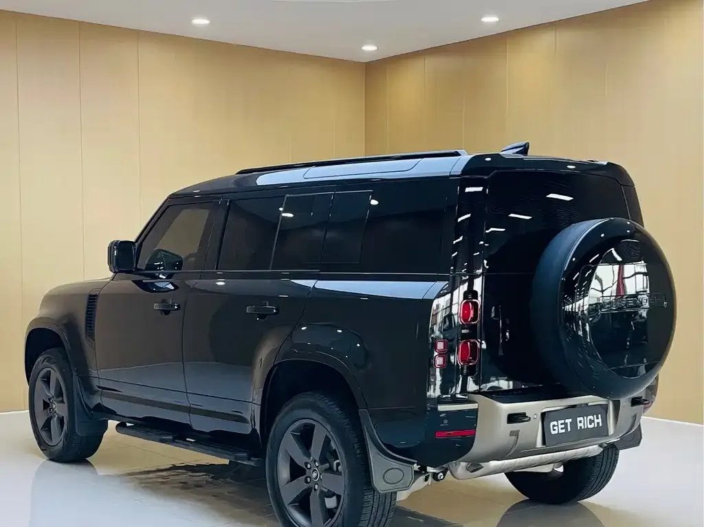 Land Rover Defender — фото 9