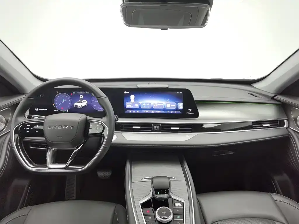 Chery Tiggo 8 PRO NEV — фото 5
