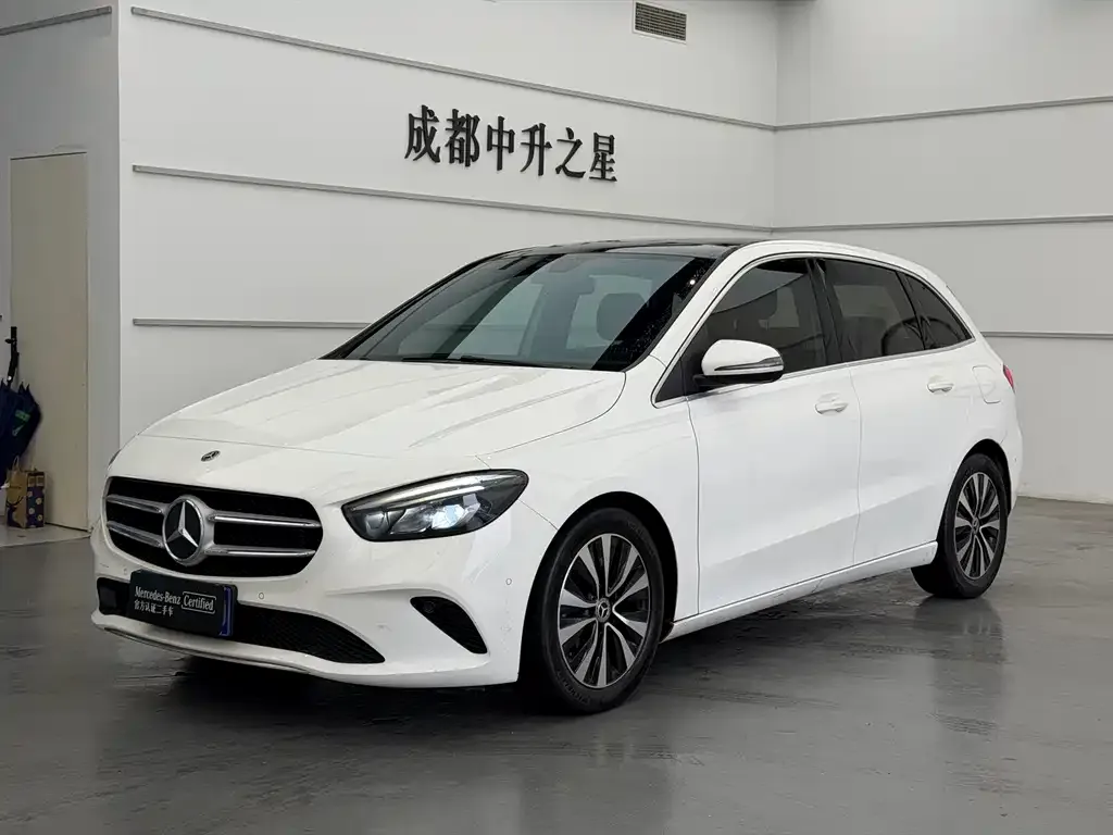 Mercedes-Benz B-Class — фото 1