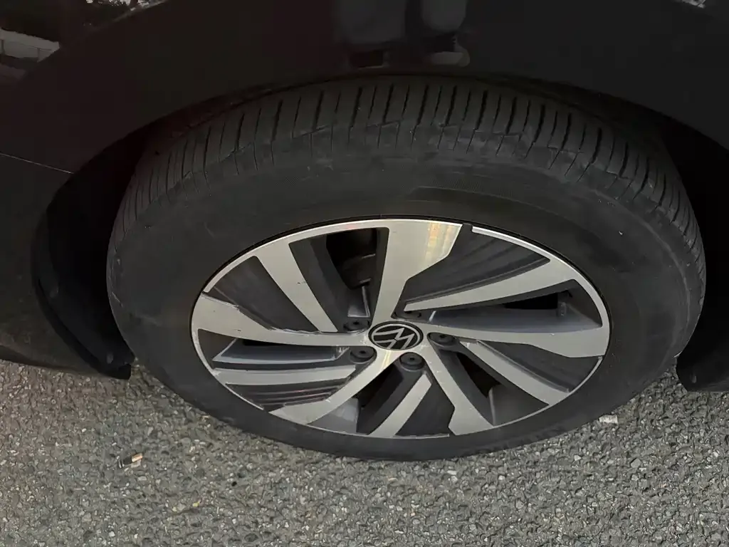 Volkswagen 帕萨特插电混动 — фото 2
