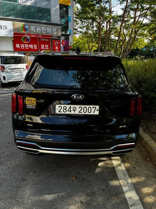 Kia Sorento — фото 9