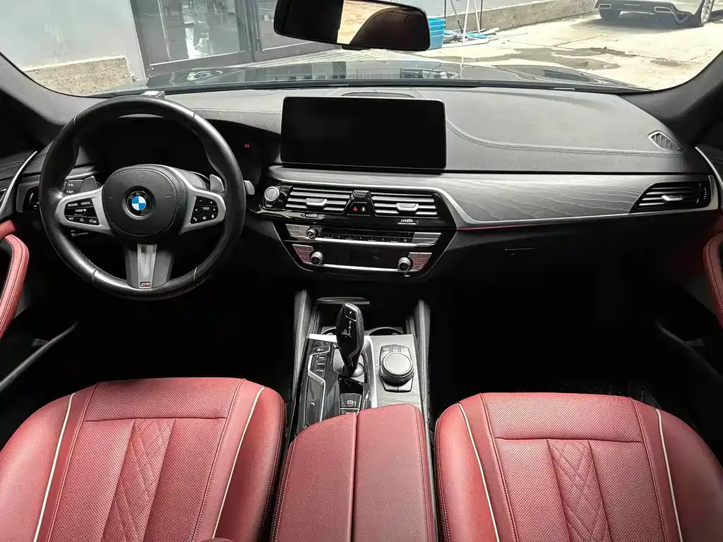 BMW 5 Series — фото 3