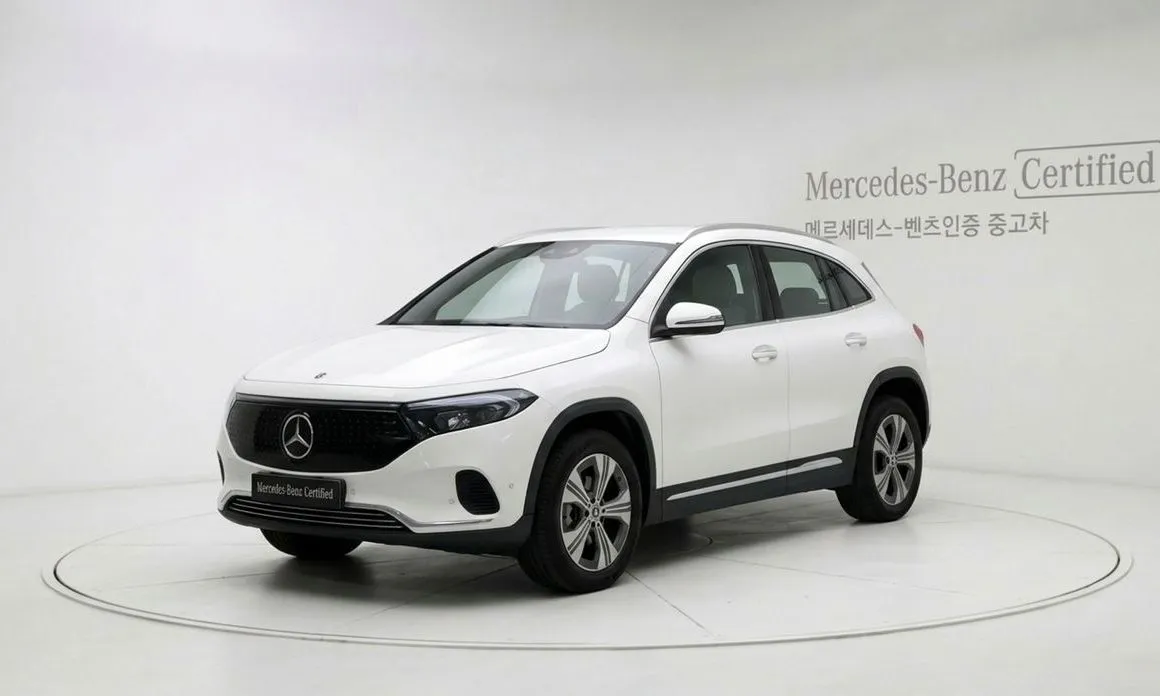 Mercedes-Benz EQA — фото 1