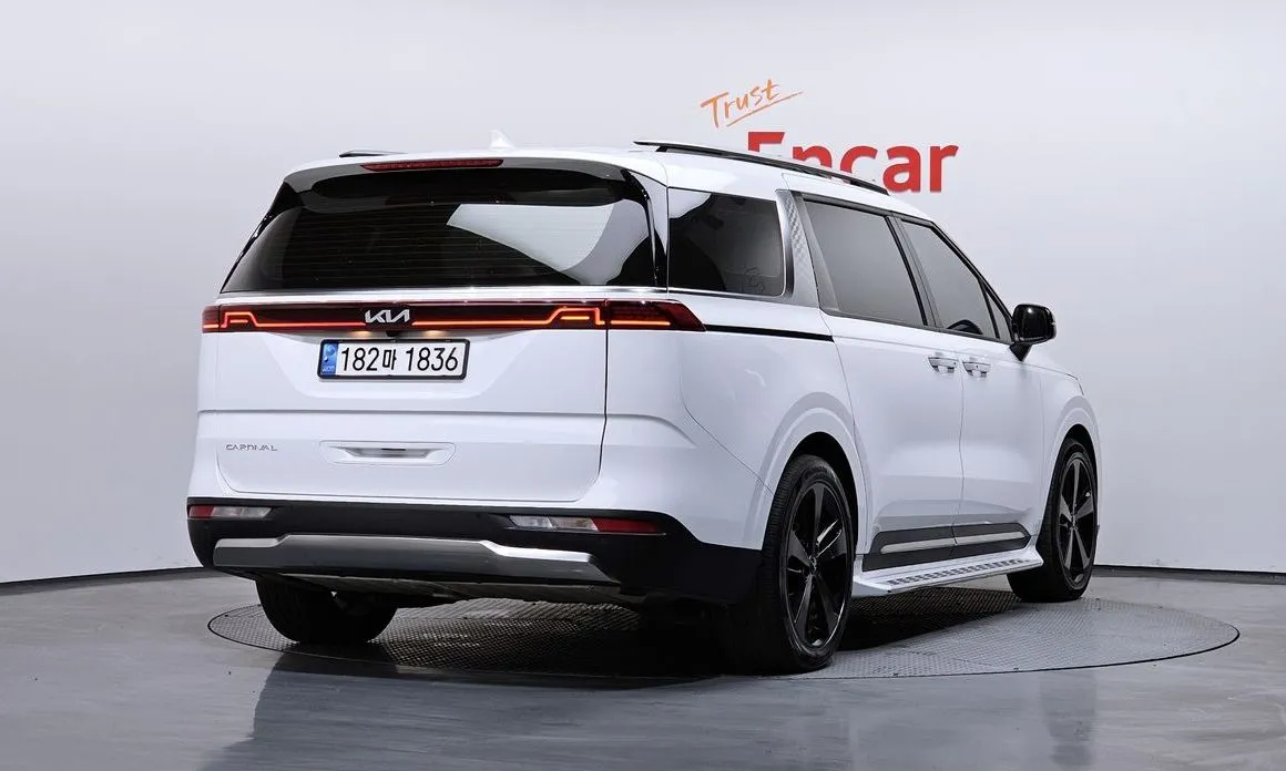 Kia Carnival — фото 2