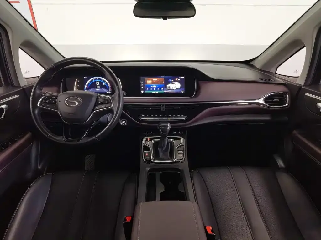 GAC Motor Trumpchi M6 — фото 2
