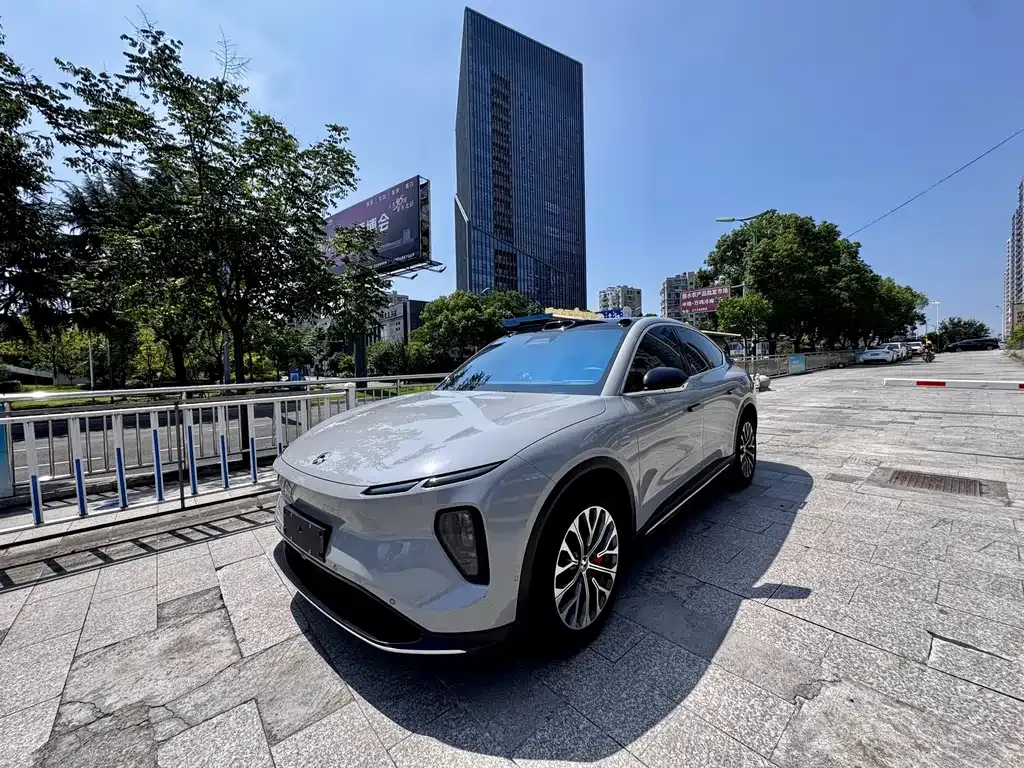 NIO EC6 — фото 1