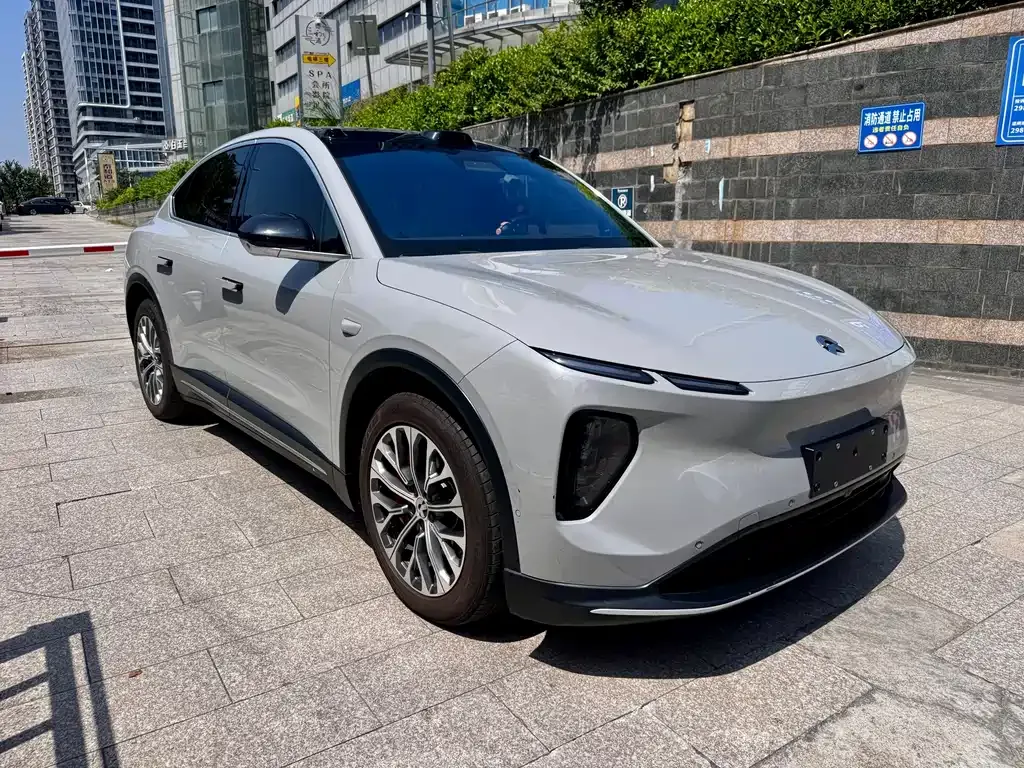 NIO EC6 — фото 8