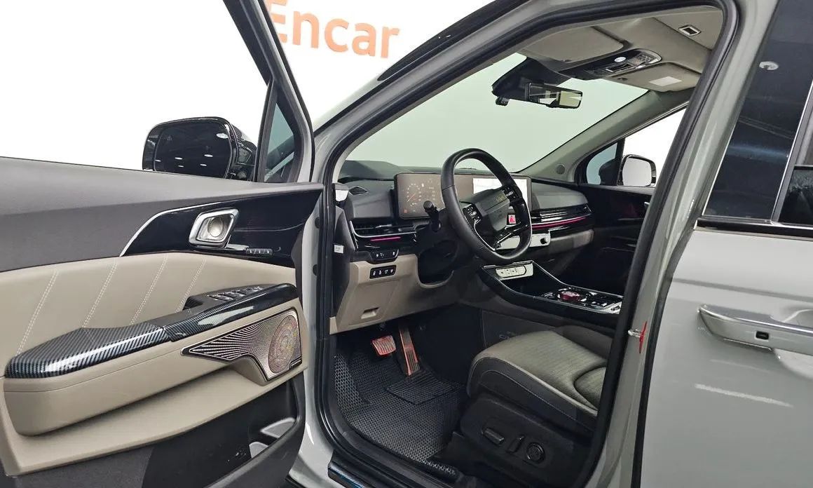Kia Carnival — фото 10