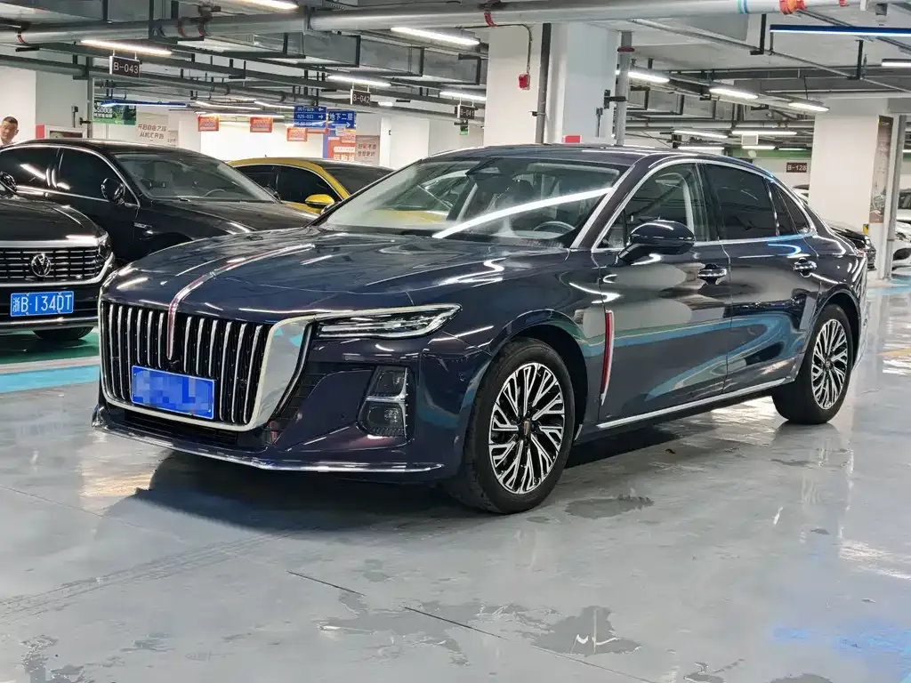 Hongqi H5 — фото 1