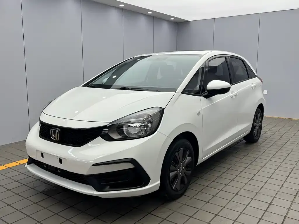 Honda Fit — фото 1
