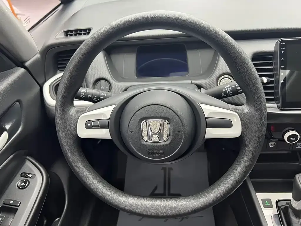 Honda Fit — фото 8